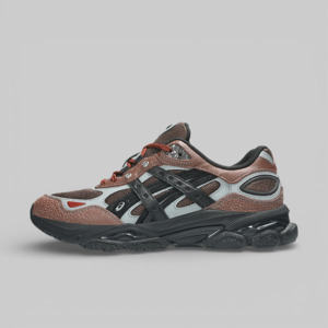 Asics: X HAL Studios Gel-NYC 2.0 SSHS - Mahogany/Black