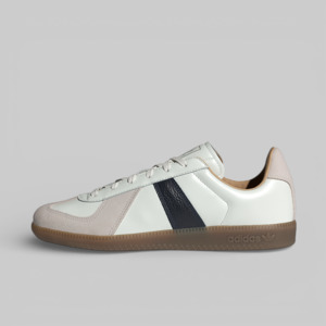Adidas: BW Army - Core White