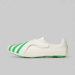 Adidas: X Pharrell Williams Yoga Vario - Off White/Green