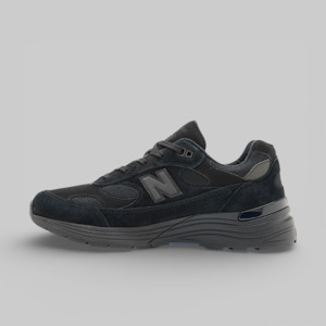 Outlet: 992 Made In USA - Triple Black
