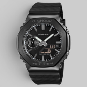 Casio: GM2100LXB-1A