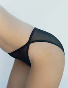 Lovers Day Edit: Mies Brief Black