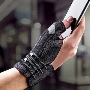 Futuro: Futuro Deluxe Thumb Stabilizer Black