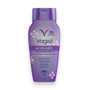 Feminine Hygiene: Vagisil Daily Intimate Wash pH Balance 240ml