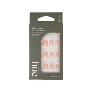Studio Hue by Simply Essential Press on Nails Medium Almond L'amour 24s