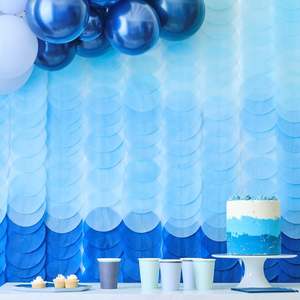 Kids Partyware: Tissue Paper Disc Backdrop - Blue Ombre