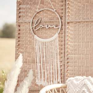 Weddings: Wooden Love & Macrame Wall Hanging Hoop