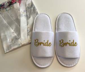 Bridal Party: Bride Slippers - Gold Glitter Script, Style C