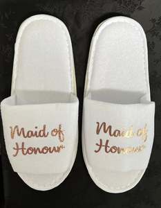 Bridal Party Slippers: Maid of Honour Slippers - Gold Metallic Script, Style C