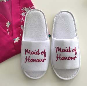 Bridal Party Slippers: Maid of Honour Slippers - Hot Pink Glitter Script, Style C