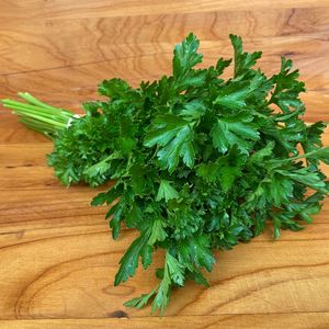 Parsley Flat Leaf Punnet (SF)