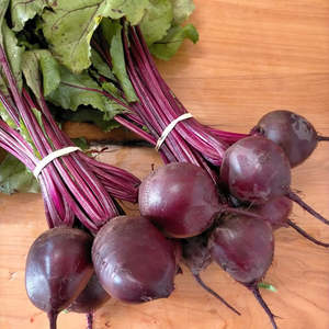 Whats In Season 1: Beetroot Bunched