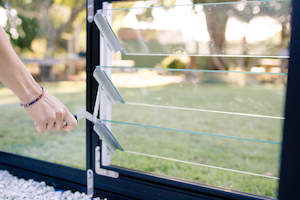 Accessoires: 3 Blade Lourve Vent Kits - 4mm Glass / 6mm Polycarbonate