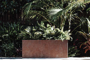 Raised Garden Beds: Lightweight Planter Box - Large