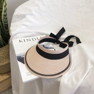 Straw Hats: Small Fresh Straw Hat