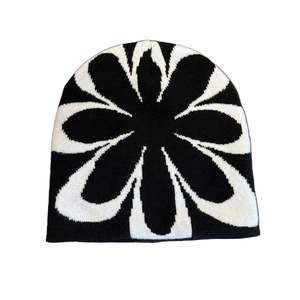 Blooming Daisy Winter Beanie - Urban Caps