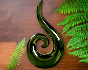 Outdoor Decor: Ceramic Koru Green - 31CM