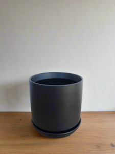 Adelle Straight Planter Pot 13.5CM - Black