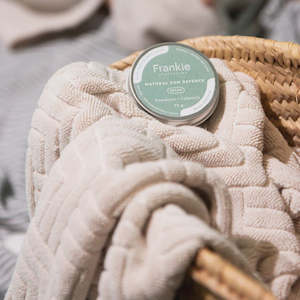 Skincare: Frankie Apothecary - Natural Sun Defence SPF40