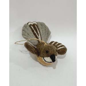 Hanging Fantail Xmas Decoration