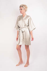 Silk Sunshine Summer Must Haves: 100% Mulberry Silk Kimono Robe - Champagne
