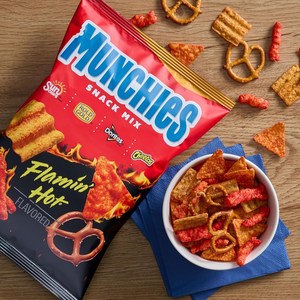 Nibbles Snacks: Munchies Snack Mix Flamin Hot 2.75oz
