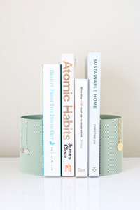 Arch Bookend Set Utilize