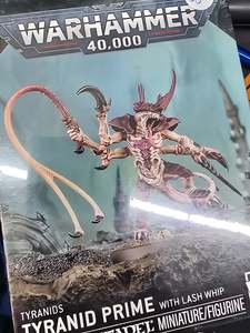 Games Workshop: Warhammer 40,000: Tyranids: Tyranid Prime with Lash Whip
