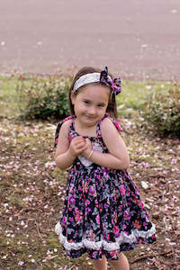 Size 3 Years: LITTLE LACEY
