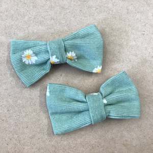 Dresses: Olive Hair Bows