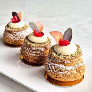 Strawberry Plum Chou