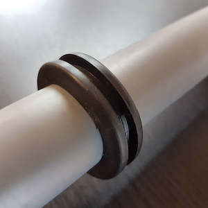 Waste Water Plumbing: 28mm Waste Ridged Pipe grommet