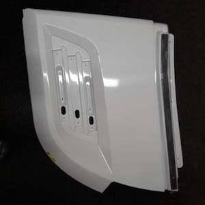 Vehicle Body Panels: Dethleffs rear RHS bumper 2016-2022 Esprit