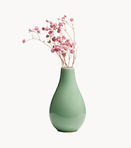 Decorative vase – Varcoe McMillan Architecture