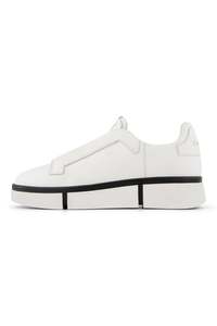 VS-003 White/White/Black - Laceless Sneaker