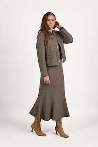 2084 Brentwood - Collarless Short Jacket with Concealed Zip