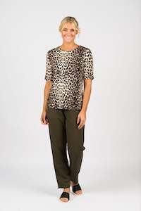 4329 Round Neck Knit Top - Leopard