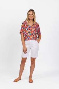 5775A Above Knee Short - White Denim