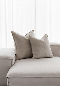 Flou: Natural Linen Throw Cushions