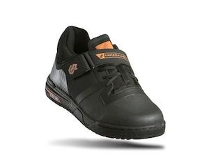 Shoes: Unparallel Mens Dustup