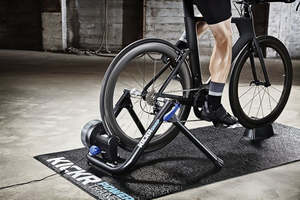 Wahoo: Wahoo Kickr Snap Wheel-On Smart Trainer