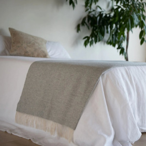 Blankets Throws: Cashmere/Merino Blanket | Mist