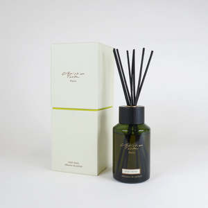 Home Scent Candles: Diffuser | Vert Frais