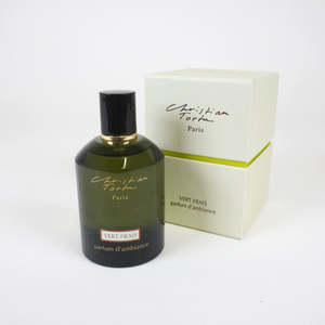 Home Scent Candles: Room Spray | Vert Frais