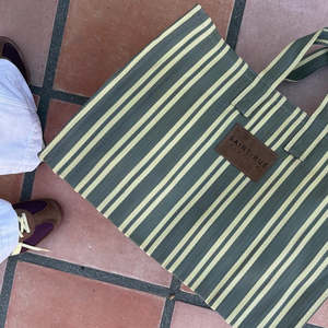 Beach Boat Essentials: Midi Tote | Olive