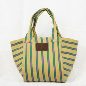 Beach Boat Essentials: Shoulder Tote | Daisy