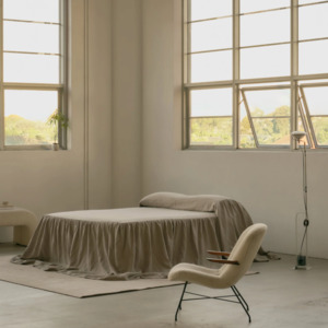 Chateau Bed Veil | Natural | Queen