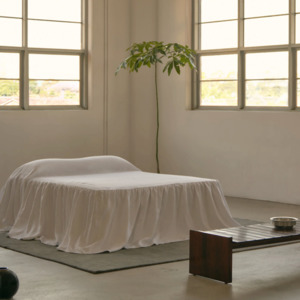 Chateau Bed Veil | Ivory