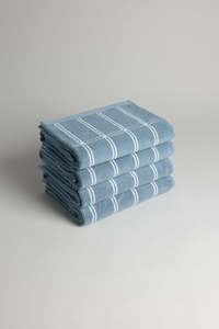 Baina: Baina Sorn Bath Towel | Celeste & Chalk