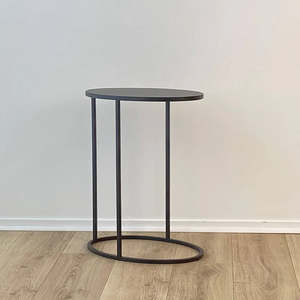 Furniture: Leonardo Sofa Table